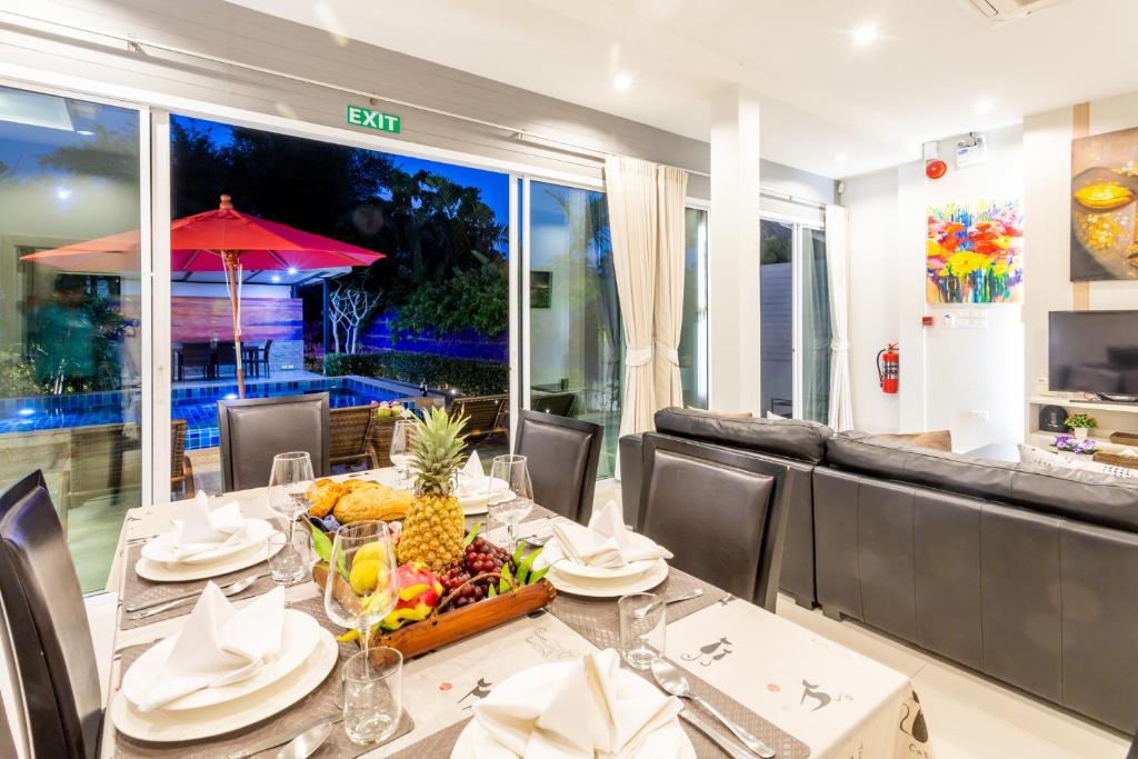 3 Bedroom Exclusive Private Pool Villa Smooth as Silk photo 3