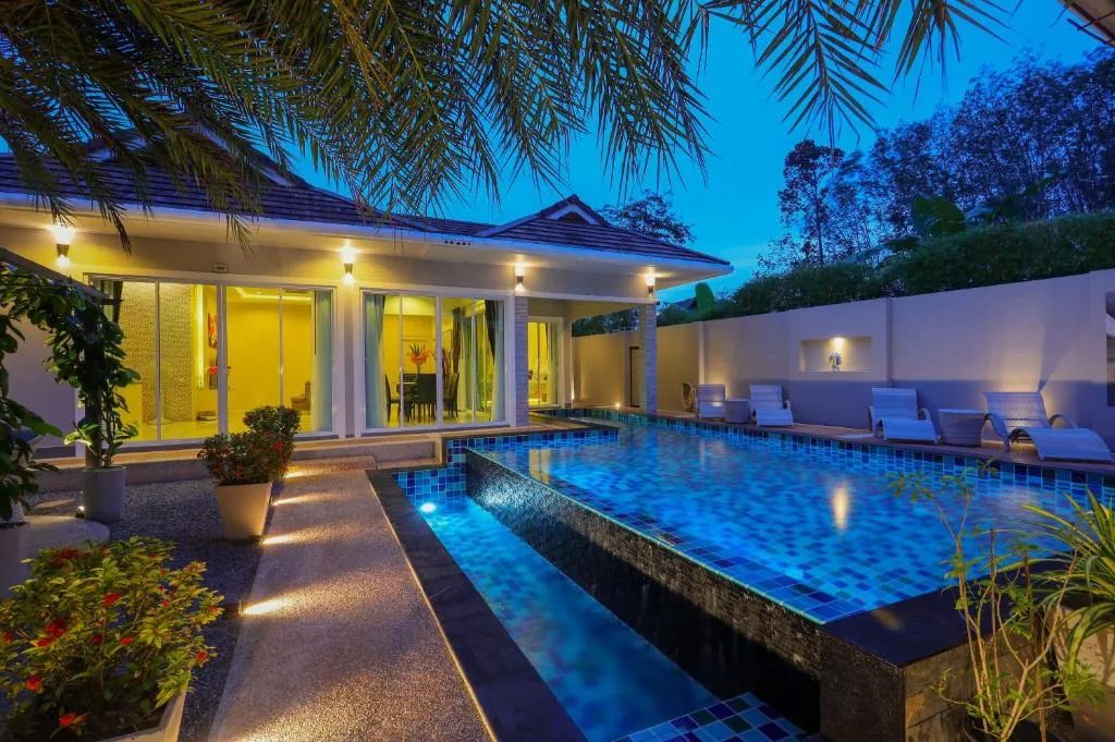 3 Bedroom Platinum Pool Villa Smooth as Silk photo 4