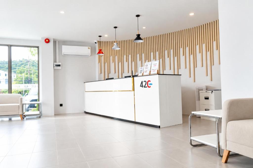 42C Lite Hotel