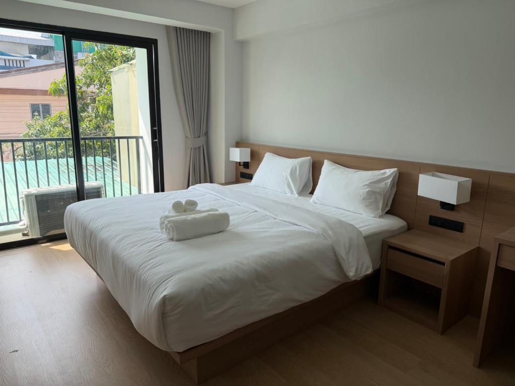 611 Hotel