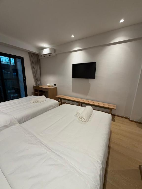 611 Hotel photo 3