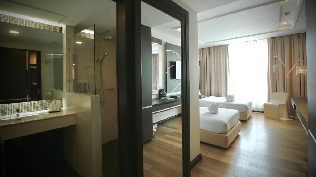 A-Te Chumphon Hotel photo 5