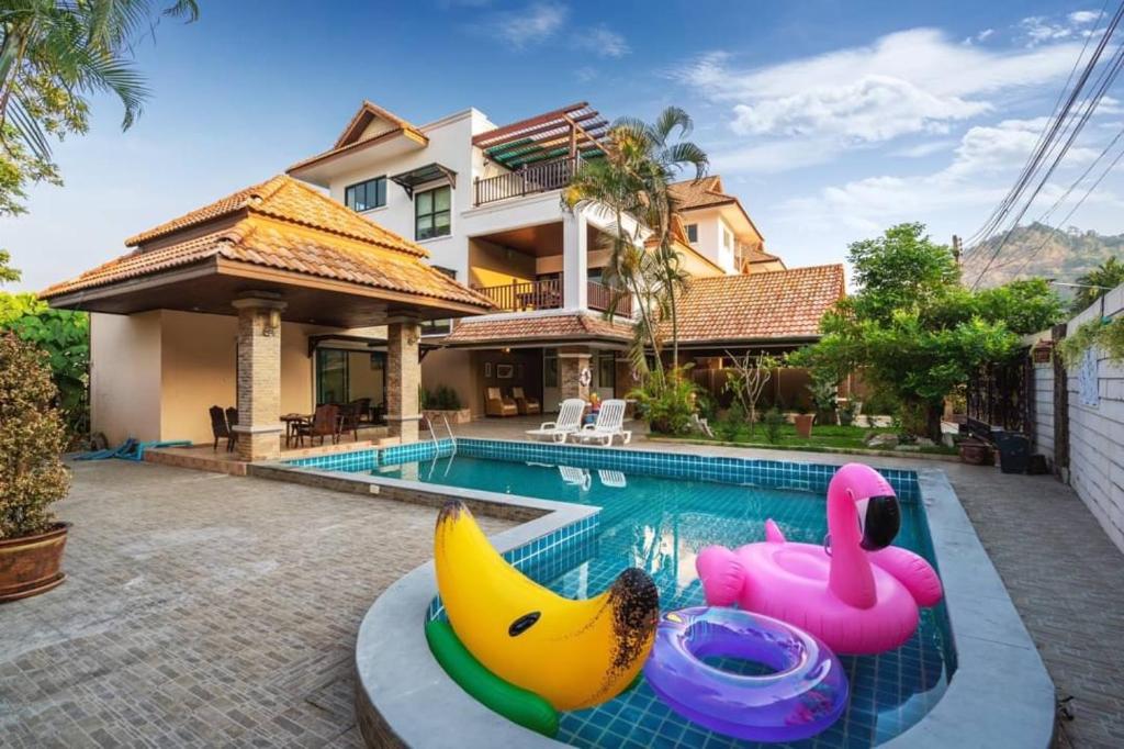 Angel Pool Villa Phuket - Indoor Warm Pool - Free Airport Pick-Up photo 3