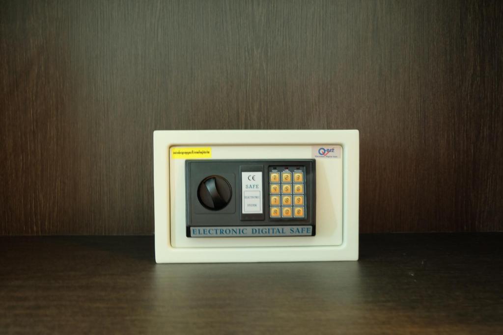 Aplus Deluxe Hotel photo 4