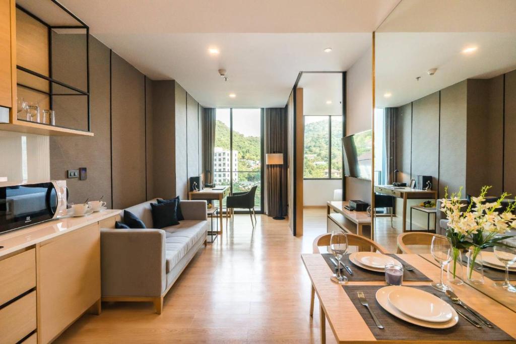 Arize Hotel Sri Racha photo 1