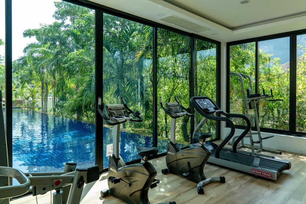 Avani Ao Nang Cliff Krabi Resort photo 5