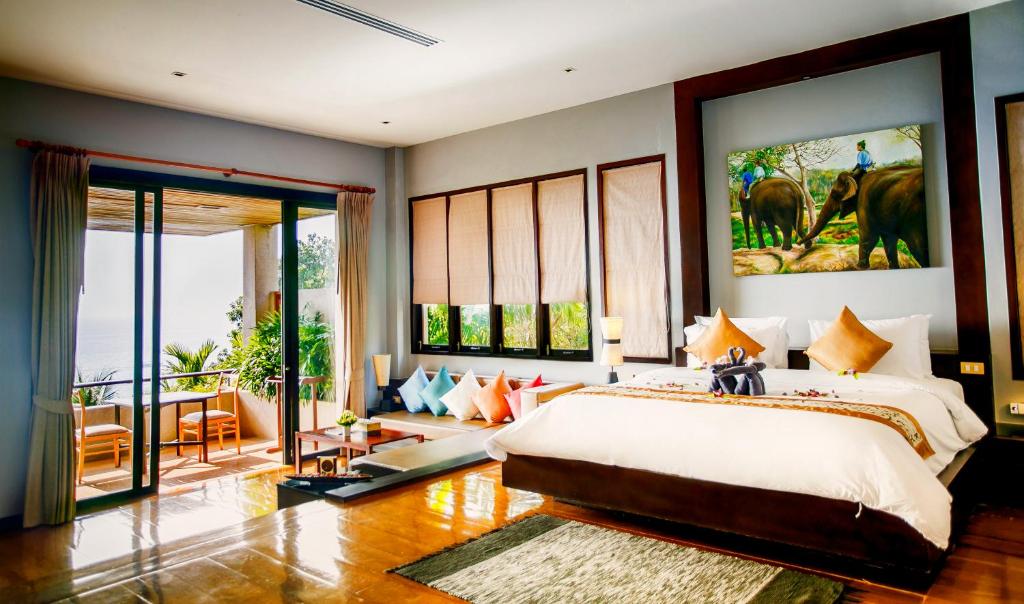 Ayara Kamala Resort & Spa photo 2