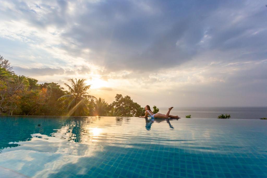 Ayara Kamala Resort & Spa photo 5