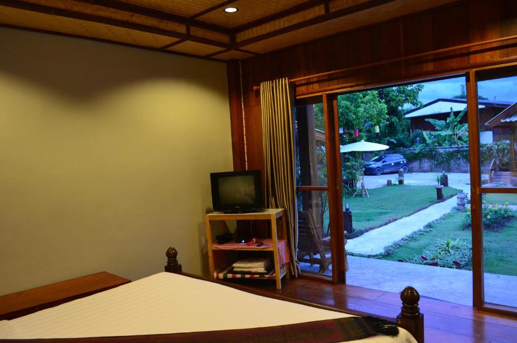 Baan Aew Pai photo 3