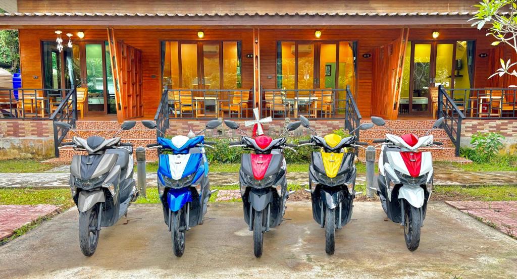 Baan Aowthai Homestay Ko Kood photo 4