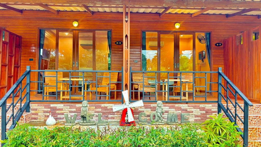 Baan Aowthai Homestay Ko Kood photo 5