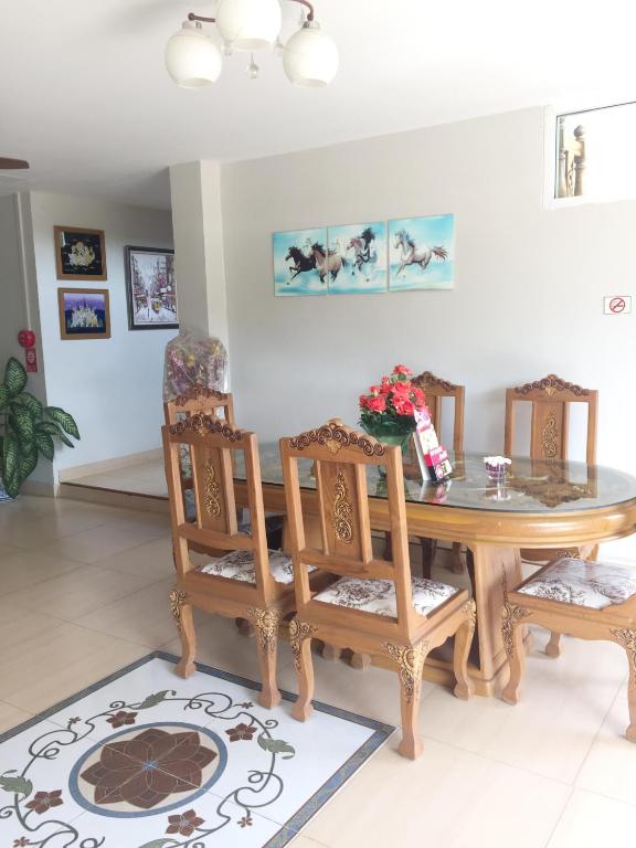 Baan Bangrak Residence photo 4
