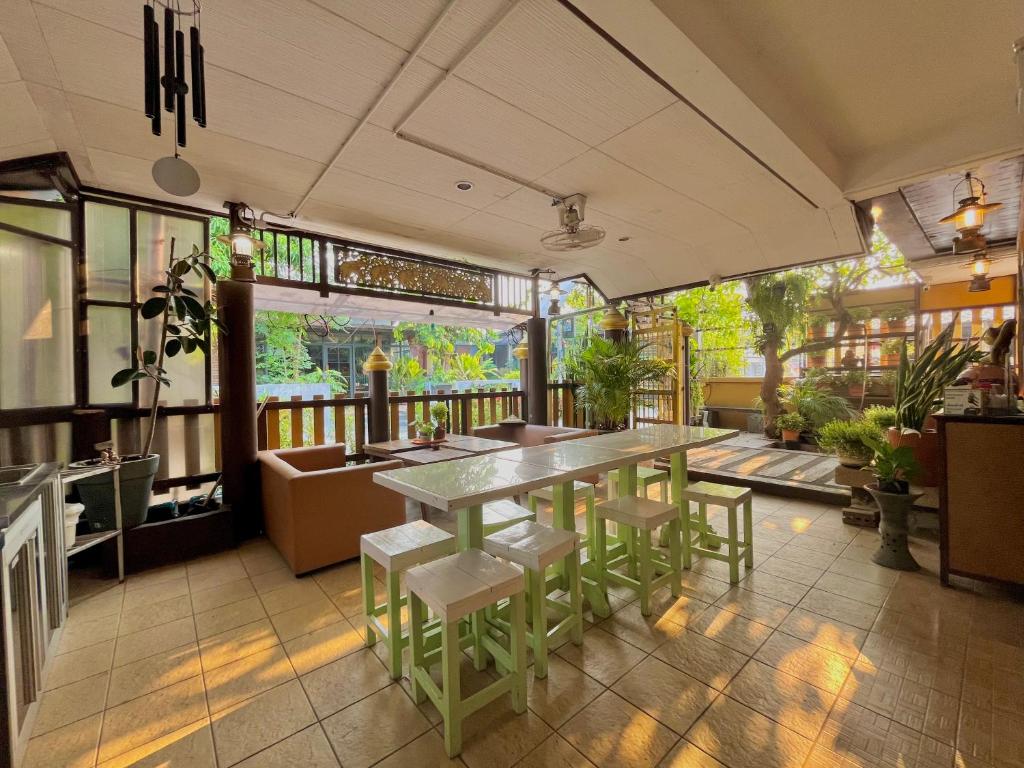 Baan Baramee photo 2