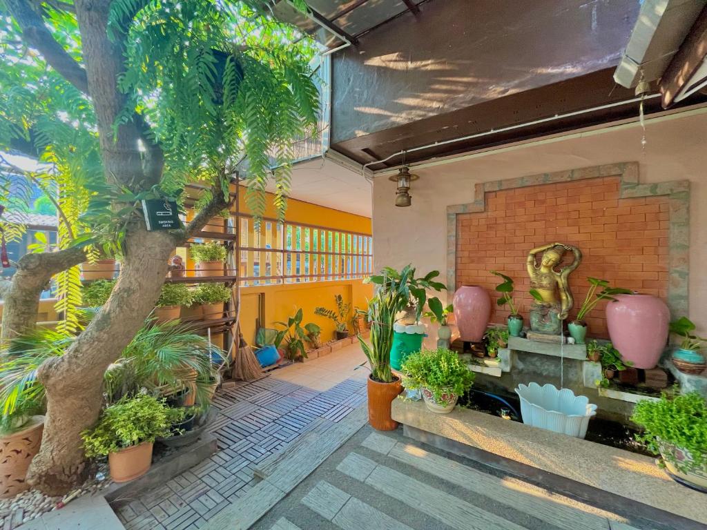 Baan Baramee photo 4
