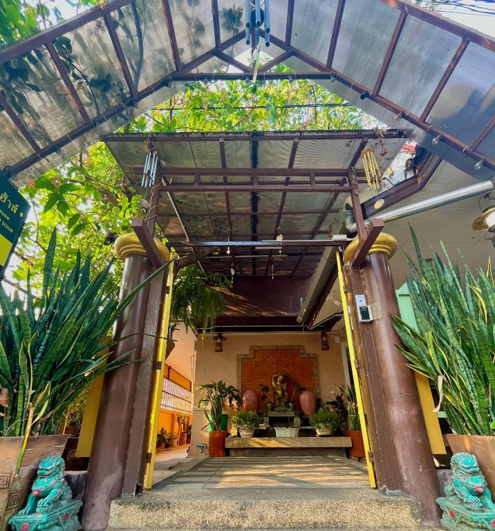 Baan Baramee photo 5