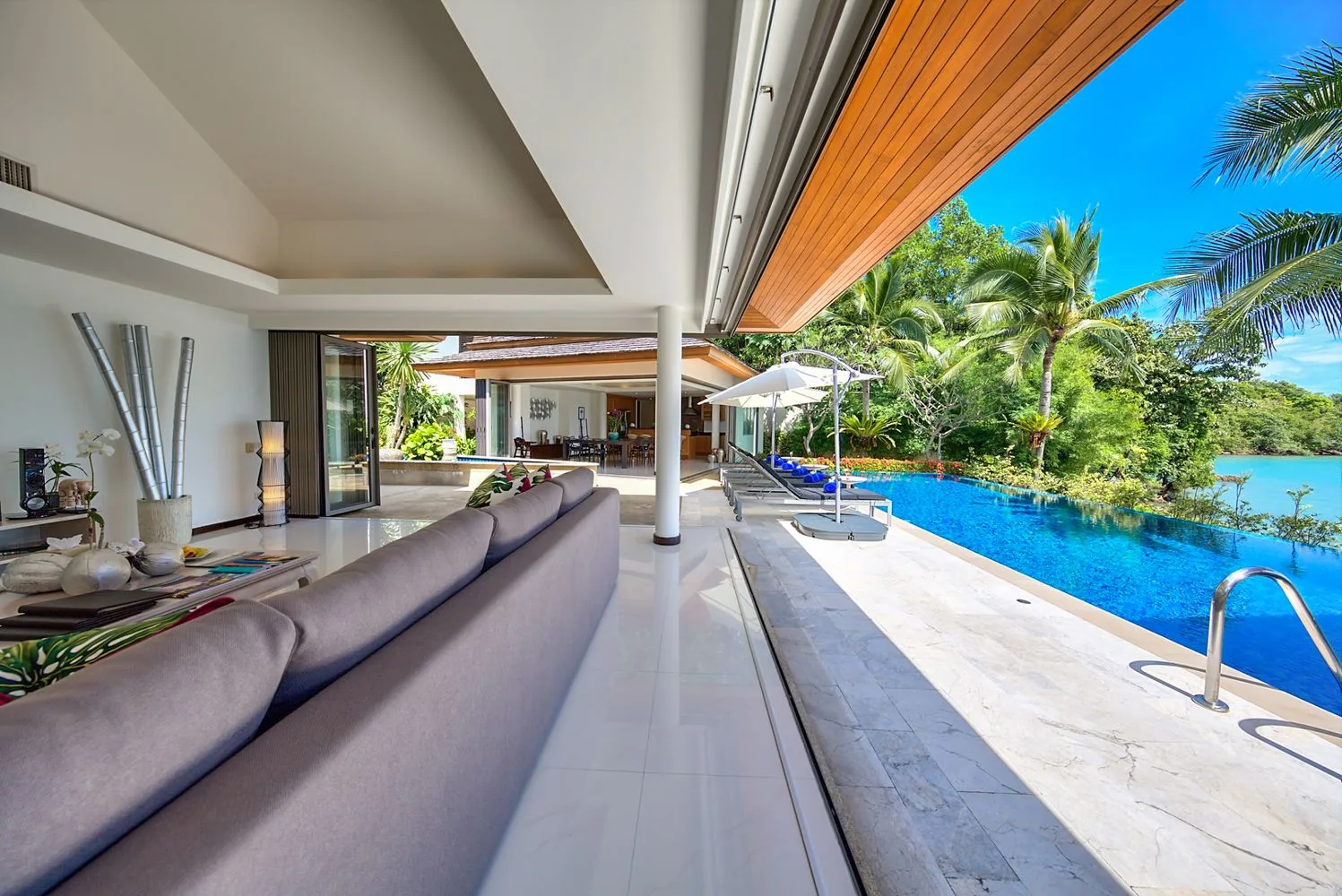 Baan Benjamart photo 4
