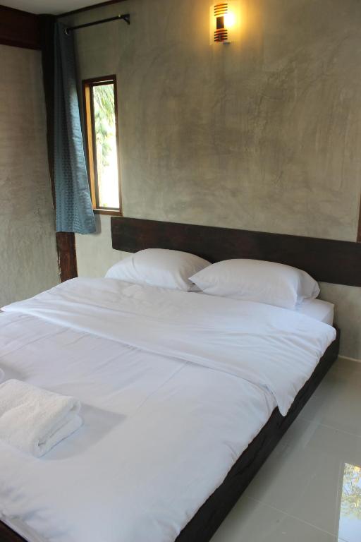 Baan Suan La Moon
