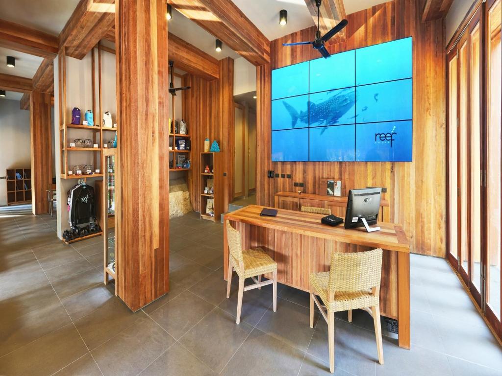 Beach Club by Haadtien photo 4