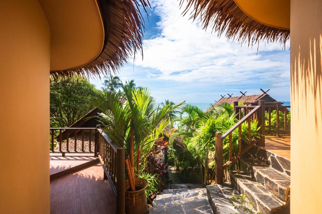 Beyond the Blue Horizon Boutique Bungalows photo 4