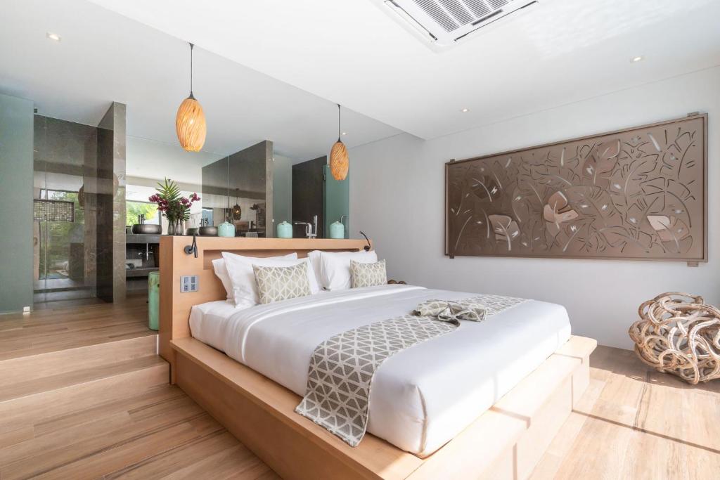 Blue Coral Luxury Villa - Tropical Modern Living photo 5