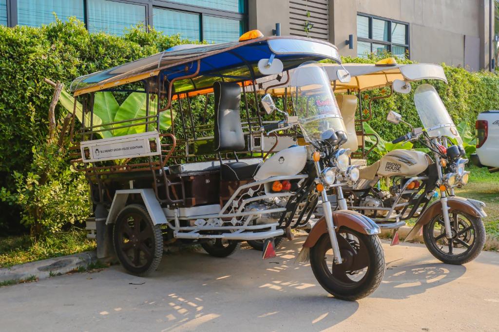 Brown House Hotel photo 4