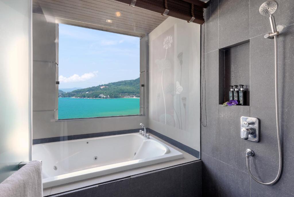 Cape Sienna Phuket Gourmet Hotel & Villas - SHA Extra Plus photo 4