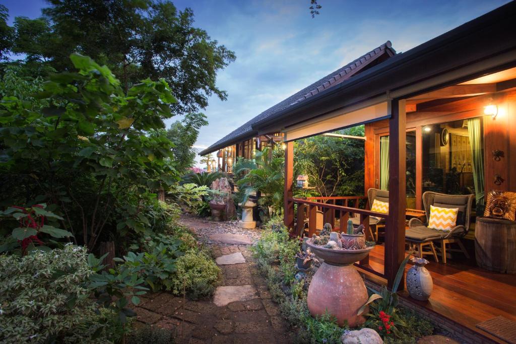 Cattani's Riverside Home photo 5