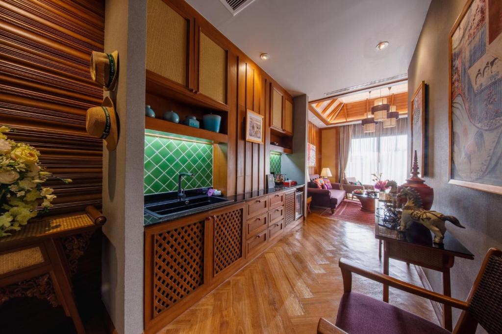 Chala Number6 photo 3