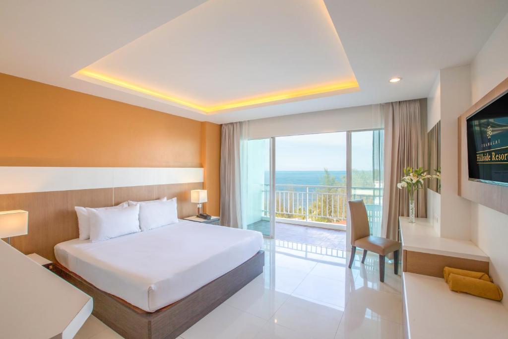 Chanalai Hillside Resort, Karon Beach photo 4