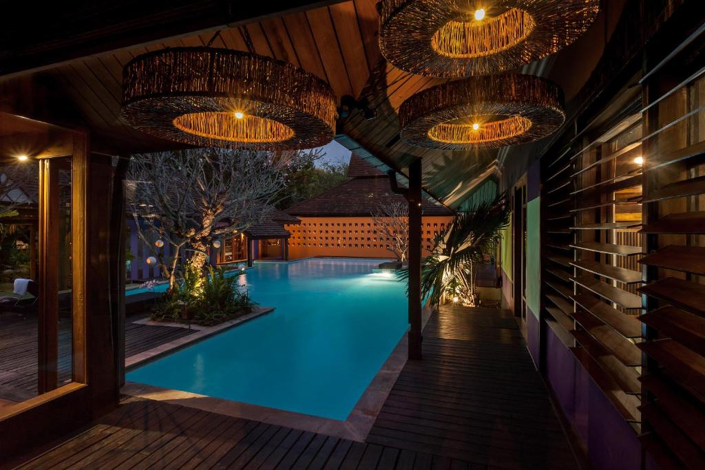 Chandra Residence photo 4