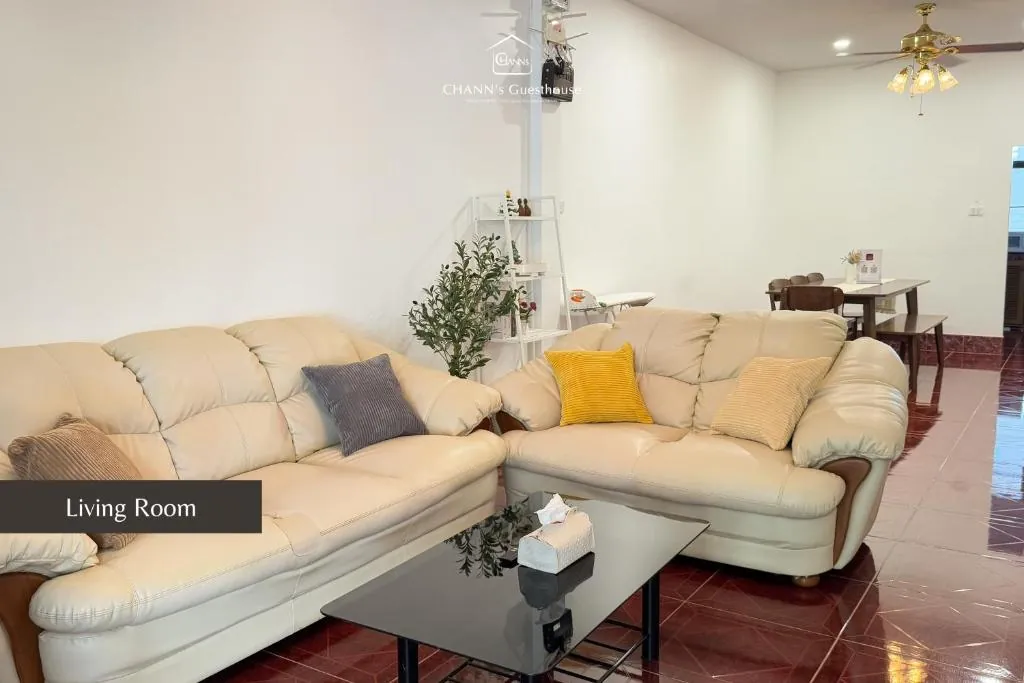 CHANN Guesthouse
