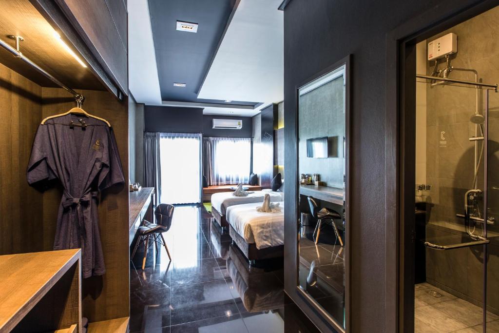 Cresco Hotel Buriram photo 4