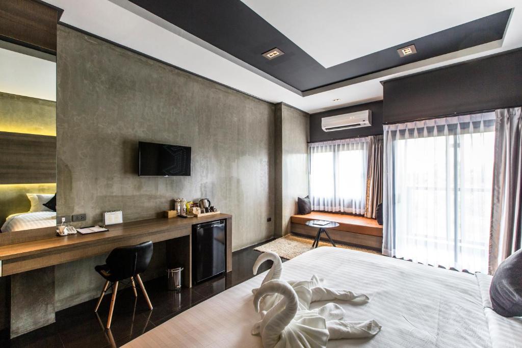 Cresco Hotel Buriram photo 5