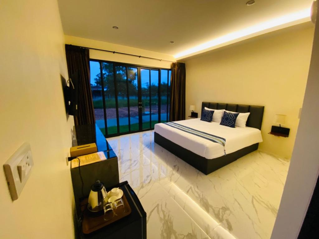 Dark Sugar Resort