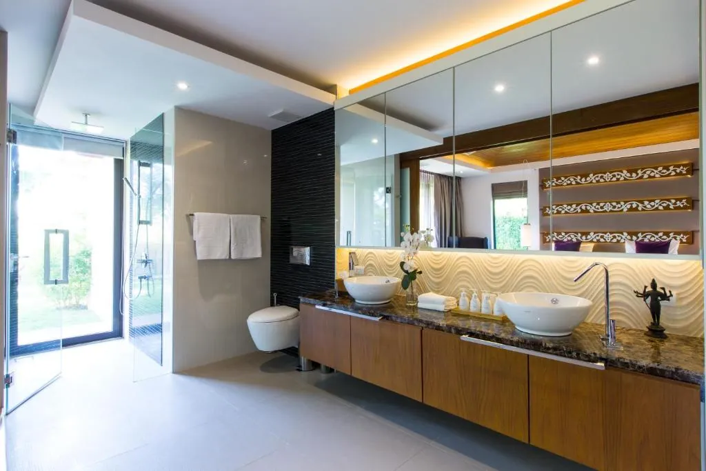 Dasiri Lakefront Villa photo 4