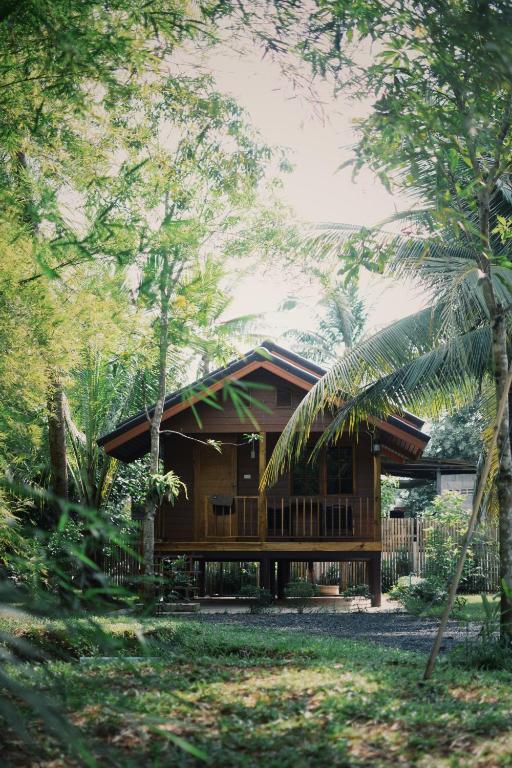 Decoco Canal-side Homestay photo 3
