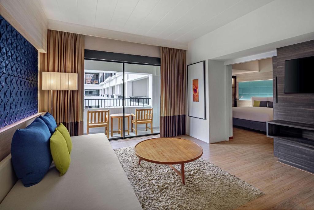 DoubleTree by Hilton Phuket Banthai Resort photo 2