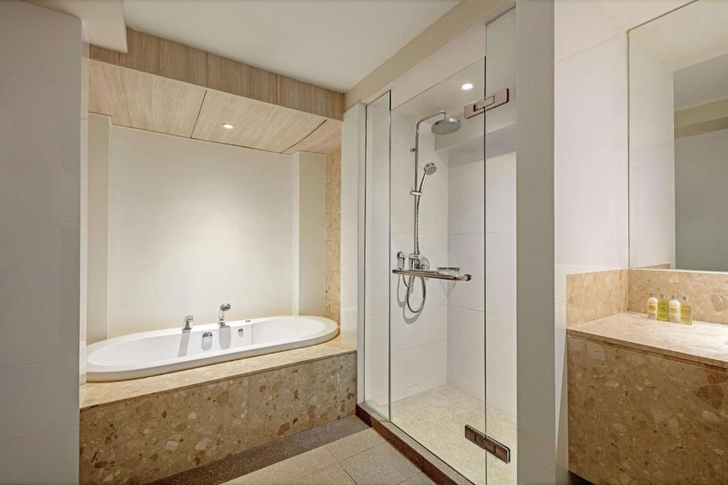 DoubleTree by Hilton Phuket Banthai Resort photo 5
