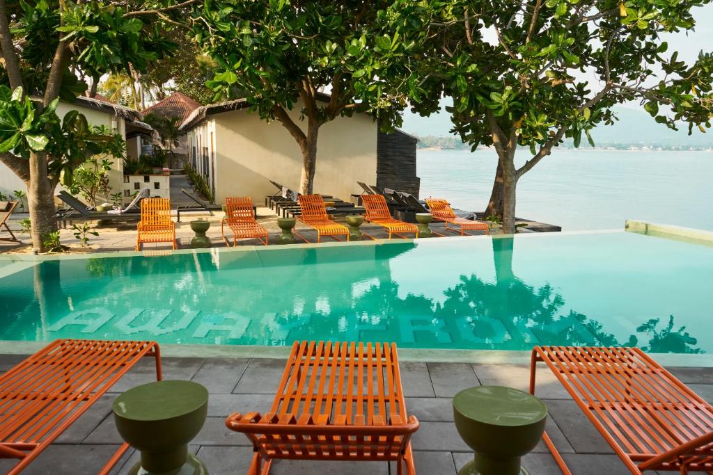 Escape Beach Resort photo 3