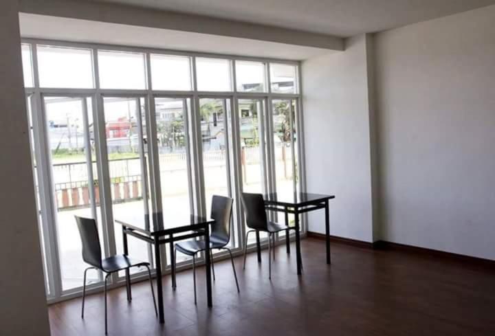 Field Town Apartment photo 3