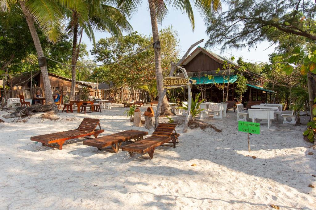 Frog Beach House photo 1