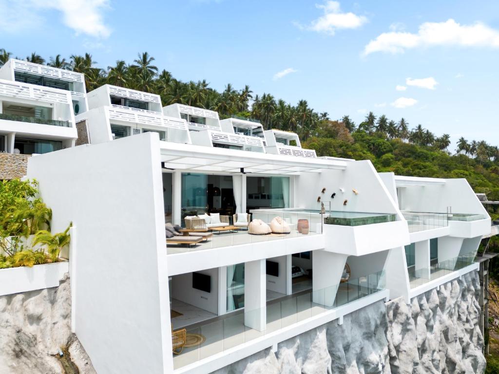 Golden Lotus Villas photo 3