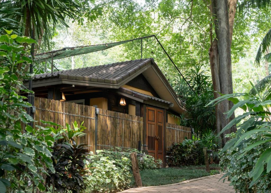 Home Phutoey River Kwai photo 4