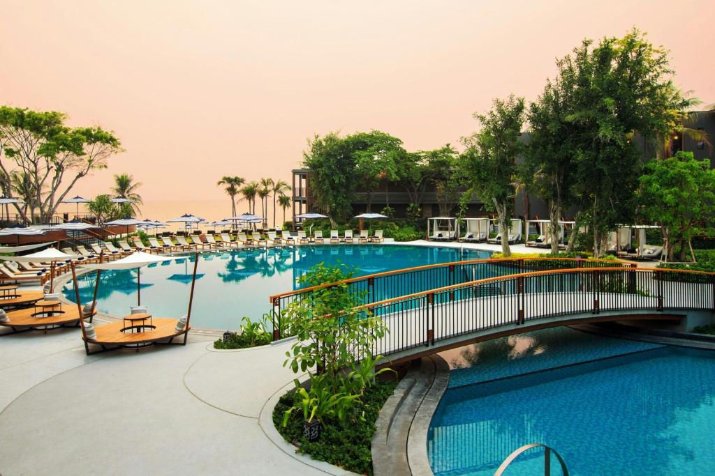 Hua Hin Marriott Resort & Spa photo 1