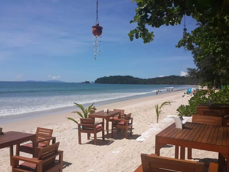 JJ Beach Resort & JJ Seafood Restaurant