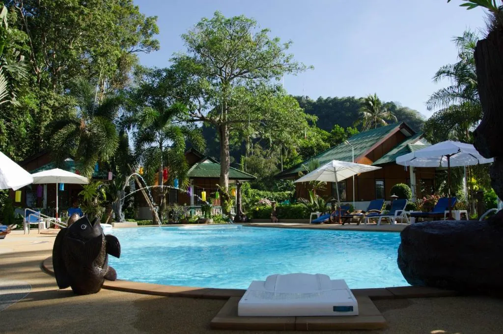 Jungle Village Bungalow photo 3
