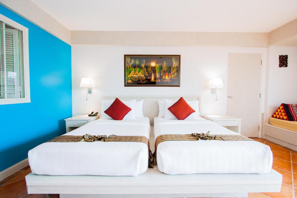 Karon Sea Sands Resort