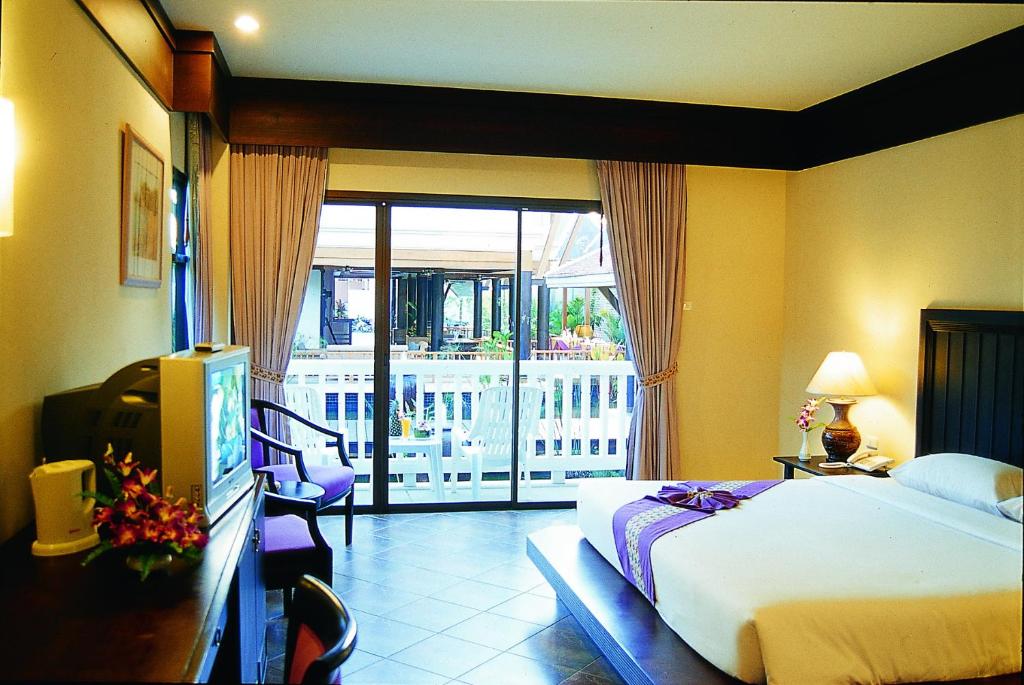 Kata Poolside Resort photo 2