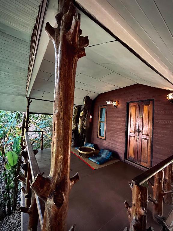 Khao Sok Paradise Resort photo 3