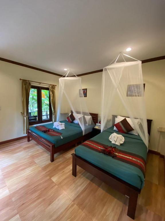 Khao Sok River & Jungle Bungalow photo 3